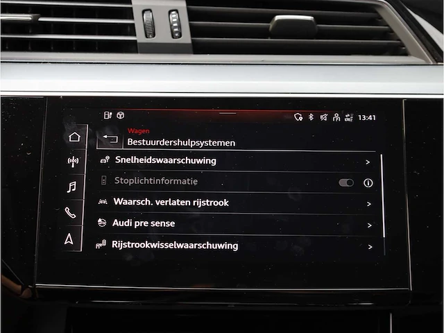 Audi e-tron 50 quattro 71 kwh 230kw automaat 2022 - afbeelding 14 van  37