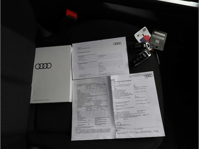 Audi e-tron 50 quattro 71 kwh 230kw automaat 2022 - afbeelding 26 van  37