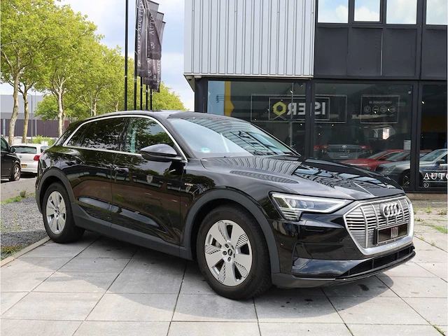 Audi e-tron 50 quattro 71 kwh 230kw automaat 2022 - afbeelding 35 van  37