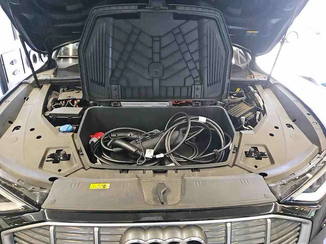 Audi e-tron 50 quattro 71 kwh 230kw automaat 2022 - afbeelding 2 van  20