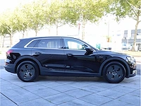 Audi e-tron 50 quattro 71 kwh 230kw automaat 2022 - afbeelding 32 van  35