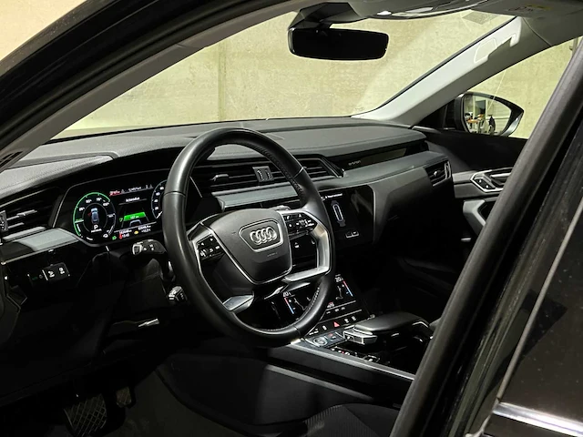 Audi e-tron 50 quattro business edition 313pk 2020, j-470-fg - afbeelding 9 van  45