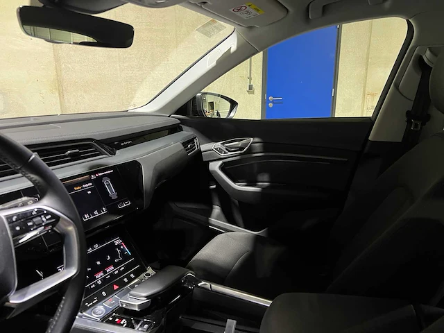Audi e-tron 50 quattro business edition 313pk 2020, j-470-fg - afbeelding 11 van  45