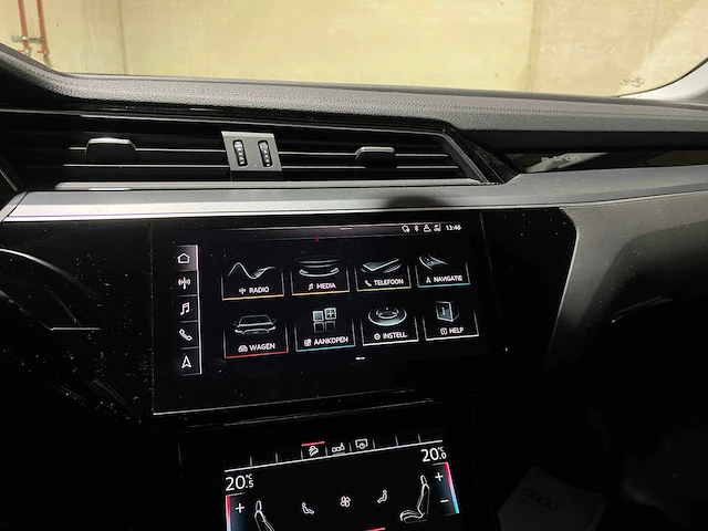 Audi e-tron 50 quattro business edition 313pk 2020, j-470-fg - afbeelding 20 van  45