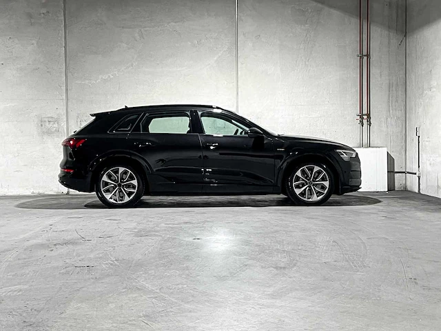Audi e-tron 50 quattro business edition 313pk 2020, j-470-fg - afbeelding 43 van  45