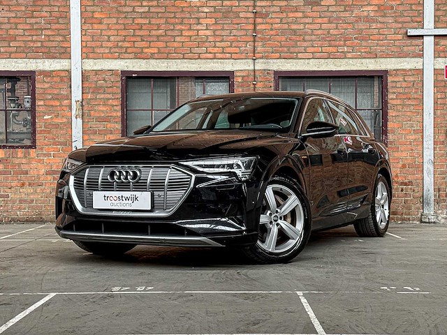 Audi e-tron 50 quattro business edition 71 kwh 313pk 2020, k-422-jj - afbeelding 1 van  87