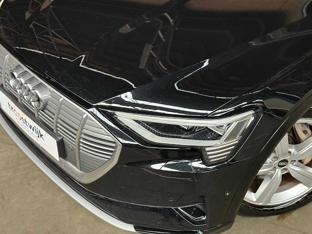Audi e-tron 50 quattro business edition 71 kwh 313pk 2020, k-422-jj - afbeelding 22 van  87