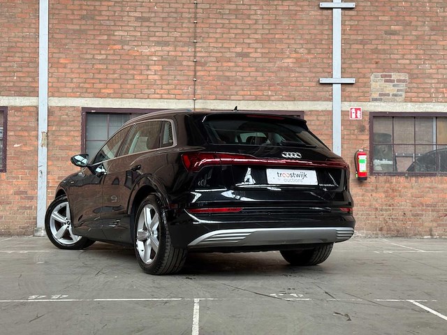 Audi e-tron 50 quattro business edition 71 kwh 313pk 2020, k-422-jj - afbeelding 40 van  87
