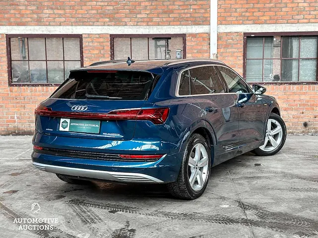 Audi e-tron 50 quattro launch edition 71 kwh 313pk 2019 (origineel-nl + 1e eigenaar), g-338-xh - afbeelding 6 van  68