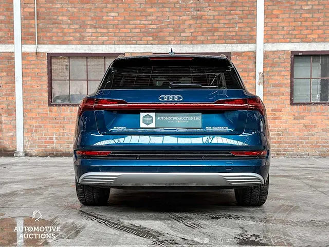 Audi e-tron 50 quattro launch edition 71 kwh 313pk 2019 (origineel-nl + 1e eigenaar), g-338-xh - afbeelding 8 van  68