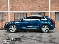 Audi e-tron 50 quattro launch edition 71 kwh 313pk 2019 (origineel-nl + 1e eigenaar), g-338-xh - afbeelding 15 van  68