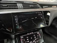 Audi e-tron 50 quattro launch edition 71 kwh 313pk 2019 (origineel-nl + 1e eigenaar), g-338-xh - afbeelding 20 van  68