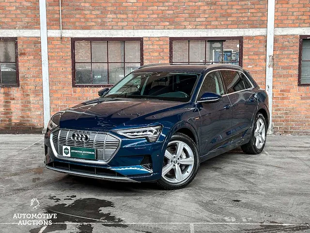 Audi e-tron 50 quattro launch edition 71 kwh 313pk 2019 (origineel-nl + 1e eigenaar), g-338-xh - afbeelding 12 van  68