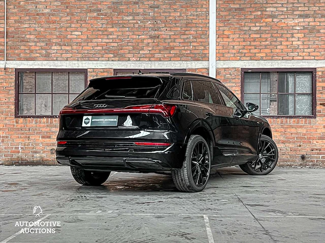 Audi e-tron 50 quattro launch edition black 71 kwh 313pk 2019 (origineel-nl + 1e eigenaar), h-970-bh - afbeelding 7 van  26