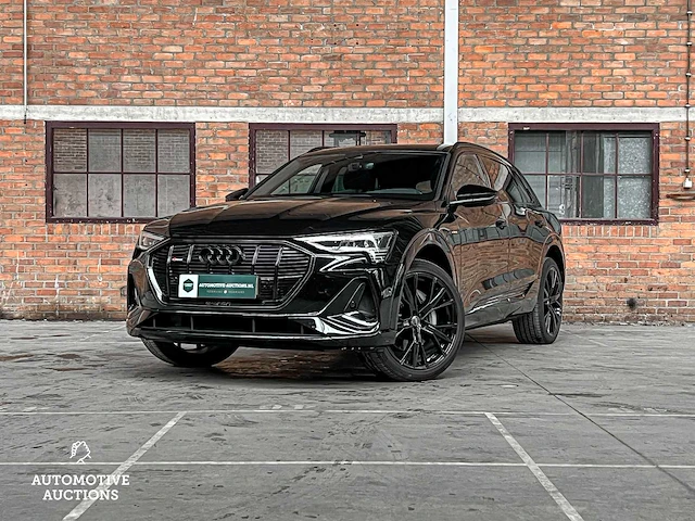 Audi e-tron 50 quattro launch edition black 71 kwh 313pk 2019 (origineel-nl + 1e eigenaar), h-970-bh - afbeelding 1 van  26