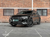 Audi e-tron 50 quattro launch edition black 71 kwh 313pk 2019 (origineel-nl + 1e eigenaar), h-970-bh - afbeelding 1 van  26