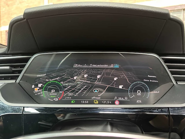 Audi e-tron 50 quattro launch edition black 71 kwh 313pk 2019 (origineel-nl + 1e eigenaar), h-970-bh - afbeelding 33 van  67