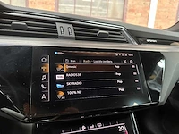 Audi e-tron 50 quattro launch edition black 71 kwh 313pk 2019 (origineel-nl + 1e eigenaar), h-970-bh - afbeelding 38 van  67