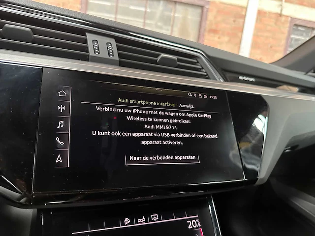 Audi e-tron 50 quattro launch edition black 71 kwh 313pk 2019 (origineel-nl + 1e eigenaar), h-970-bh - afbeelding 42 van  67