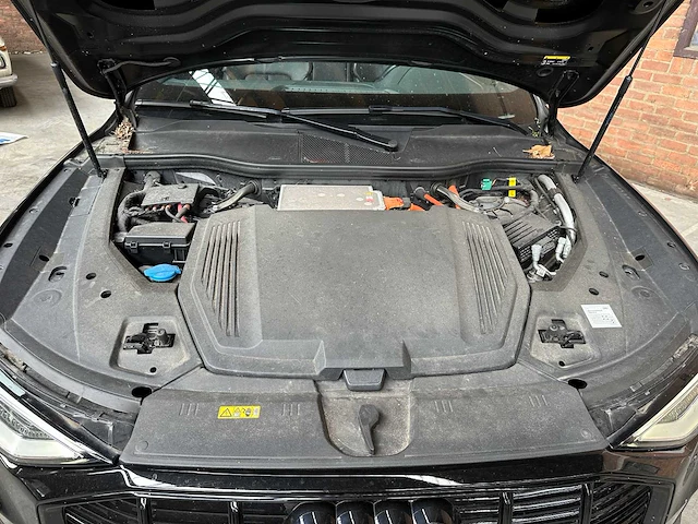 Audi e-tron 50 quattro launch edition black 71 kwh 313pk 2019 (origineel-nl + 1e eigenaar), h-970-bh - afbeelding 59 van  67