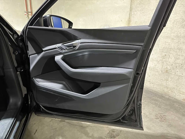 Audi e-tron 50 quattro launch edition plus 71 kwh 313pk 2019, g-120-xv - afbeelding 40 van  50