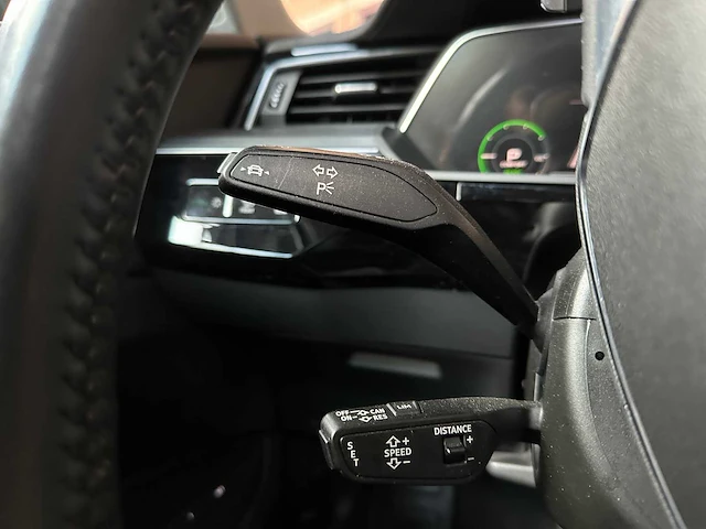 Audi e-tron 50 quattro launch edition plus 71 kwh 313pk 2019, g-440-xz - afbeelding 15 van  42