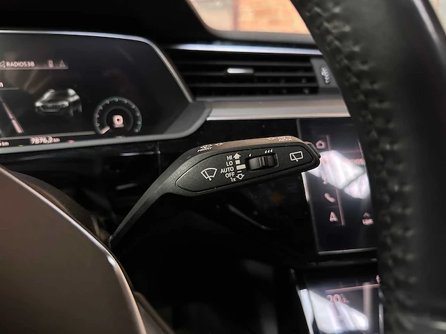 Audi e-tron 50 quattro launch edition plus 71 kwh 313pk 2019, g-440-xz - afbeelding 16 van  42