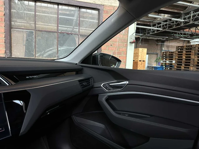 Audi e-tron 50 quattro launch edition plus 71 kwh 313pk 2019, g-440-xz - afbeelding 20 van  42