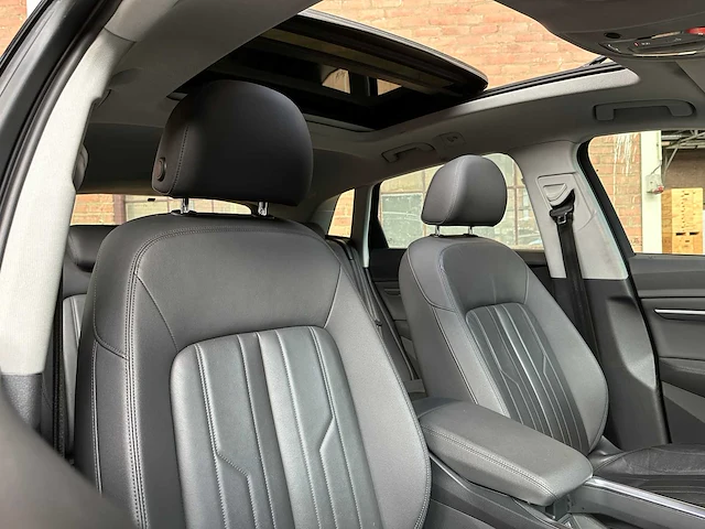 Audi e-tron 50 quattro launch edition plus 71 kwh 313pk 2019, g-440-xz - afbeelding 35 van  42