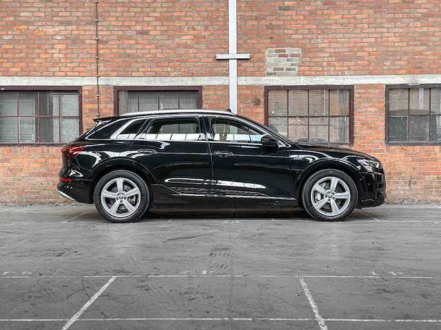 Audi e-tron 50 quattro launch edition plus 71 kwh 313pk 2019, g-440-xz - afbeelding 41 van  42