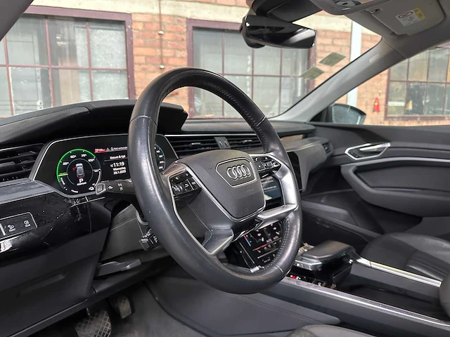 Audi e-tron 50 quattro launch edition plus 71 kwh 313pk 2019, g-907-xp - afbeelding 10 van  45