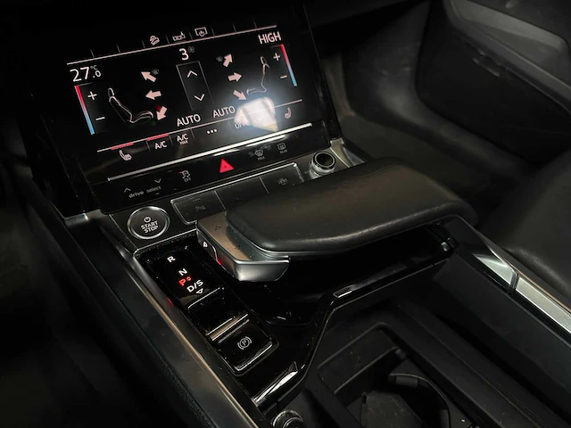 Audi e-tron 50 quattro launch edition plus 71 kwh 313pk 2019, g-907-xp - afbeelding 17 van  45