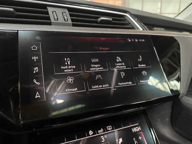 Audi e-tron 50 quattro launch edition plus 71 kwh 313pk 2019, g-907-xp - afbeelding 18 van  45