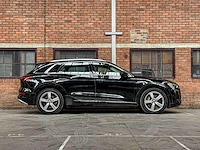 Audi e-tron 50 quattro launch edition plus 71 kwh 313pk 2019, g-907-xp - afbeelding 44 van  45
