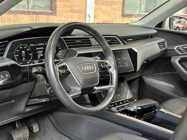 Audi e-tron 50 quattro launch edition plus 71 kwh 313pk 2019 (origineel-nl), h-071-bt - afbeelding 20 van  64