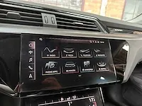 Audi e-tron 50 quattro launch edition plus 71 kwh 313pk 2019 (origineel-nl), h-071-bt - afbeelding 35 van  64