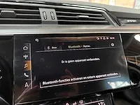 Audi e-tron 50 quattro launch edition plus 71 kwh 313pk 2019 (origineel-nl), h-071-bt - afbeelding 37 van  64