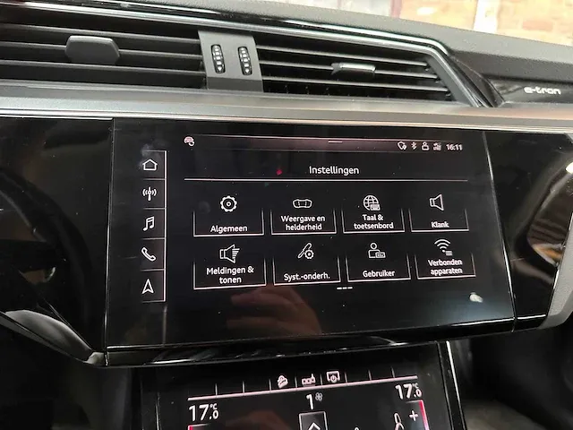 Audi e-tron 50 quattro launch edition plus 71 kwh 313pk 2019 (origineel-nl), h-071-bt - afbeelding 41 van  64
