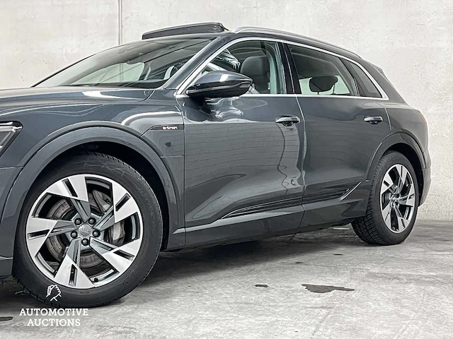 Audi e-tron 50 quattro launch edition plus 71 kwh 313pk 2019 (origineel-nl), h-644-bl - afbeelding 23 van  72