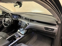 Audi e-tron 50 quattro launch edition plus 71 kwh 313pk 2019 (origineel-nl), h-644-bl - afbeelding 42 van  72