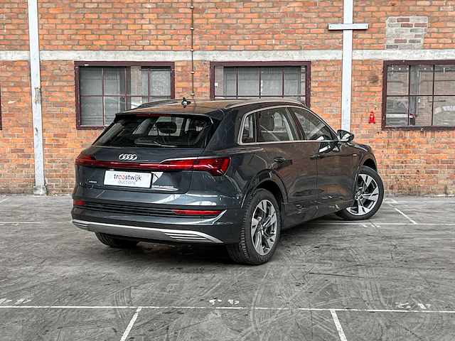 Audi e-tron 50 quattro launch edition plus 71 kwh 313pk 2019 (origineel-nl), h-889-db - afbeelding 5 van  47