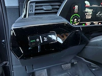 Audi e-tron 50 quattro launch edition plus 71 kwh 313pk 2019 (origineel-nl), h-889-db - afbeelding 17 van  47