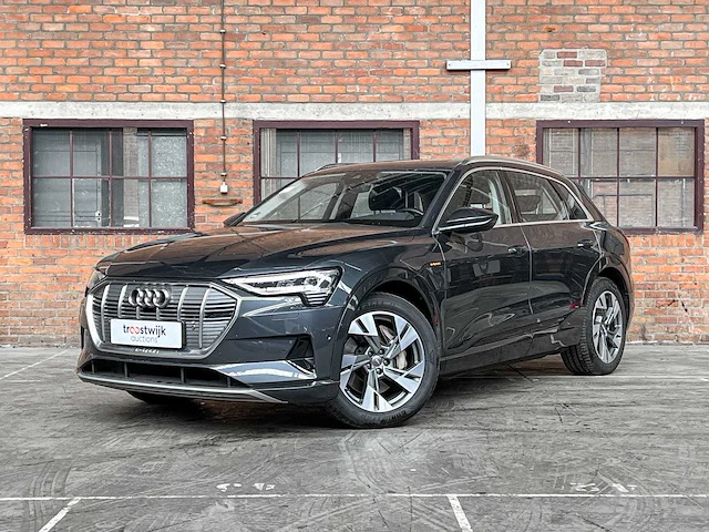 Audi e-tron 50 quattro launch edition plus 71 kwh 313pk 2019 (origineel-nl), h-889-db - afbeelding 12 van  47