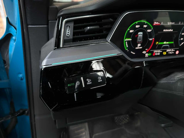 Audi e-tron 55 quattro -edition one- advanced 95 kwh 408pk 2019, g-753-xp - afbeelding 24 van  52