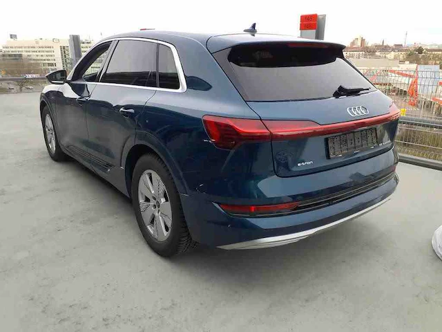 Audi e-tron 55 quattro 95 kwh 300kw automaat 2021 - afbeelding 13 van  19