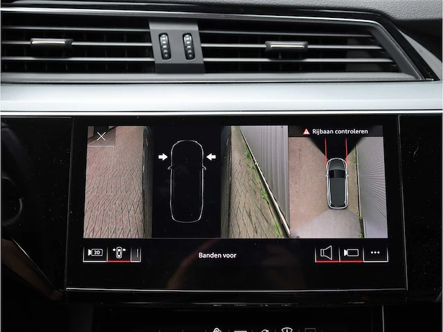 Audi e-tron 55 quattro 95 kwh 300kw automaat 2021 - afbeelding 17 van  41