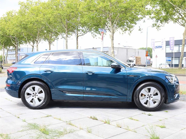 Audi e-tron 55 quattro 95 kwh 300kw automaat 2021 - afbeelding 38 van  41