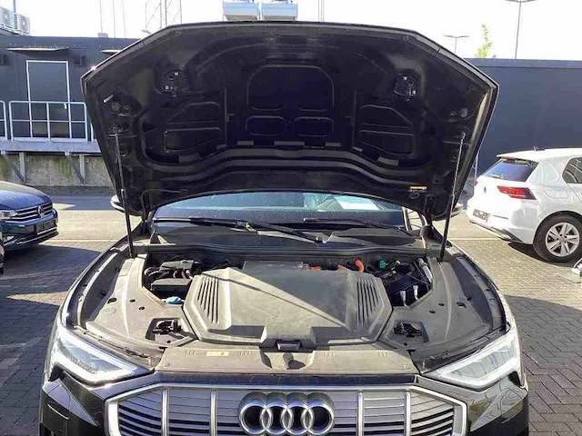 Audi e-tron 55 quattro 95 kwh 300kw automaat 2022 - afbeelding 3 van  17