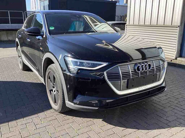 Audi e-tron 55 quattro 95 kwh 300kw automaat 2022 - afbeelding 12 van  17