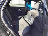 Audi e-tron 55 quattro 95 kwh 300kw automaat 2022 - afbeelding 15 van  17